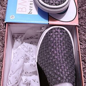 bernie mev. Kids Black and silver  Slip-On Sneakers